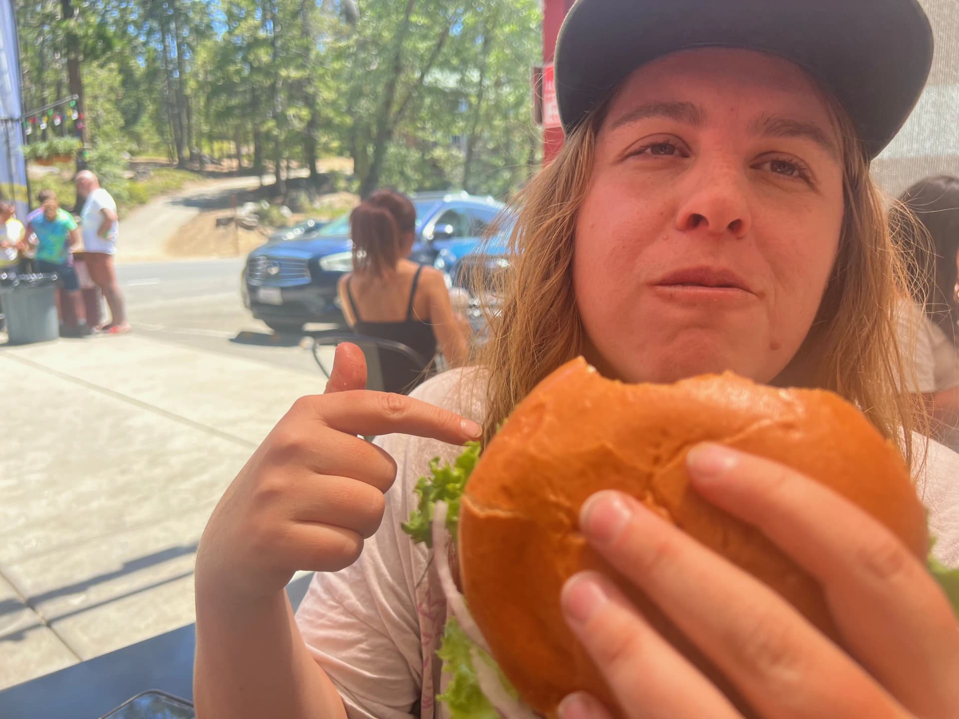 Burger at the Hungry Hut by Shaver Lake, heaven!