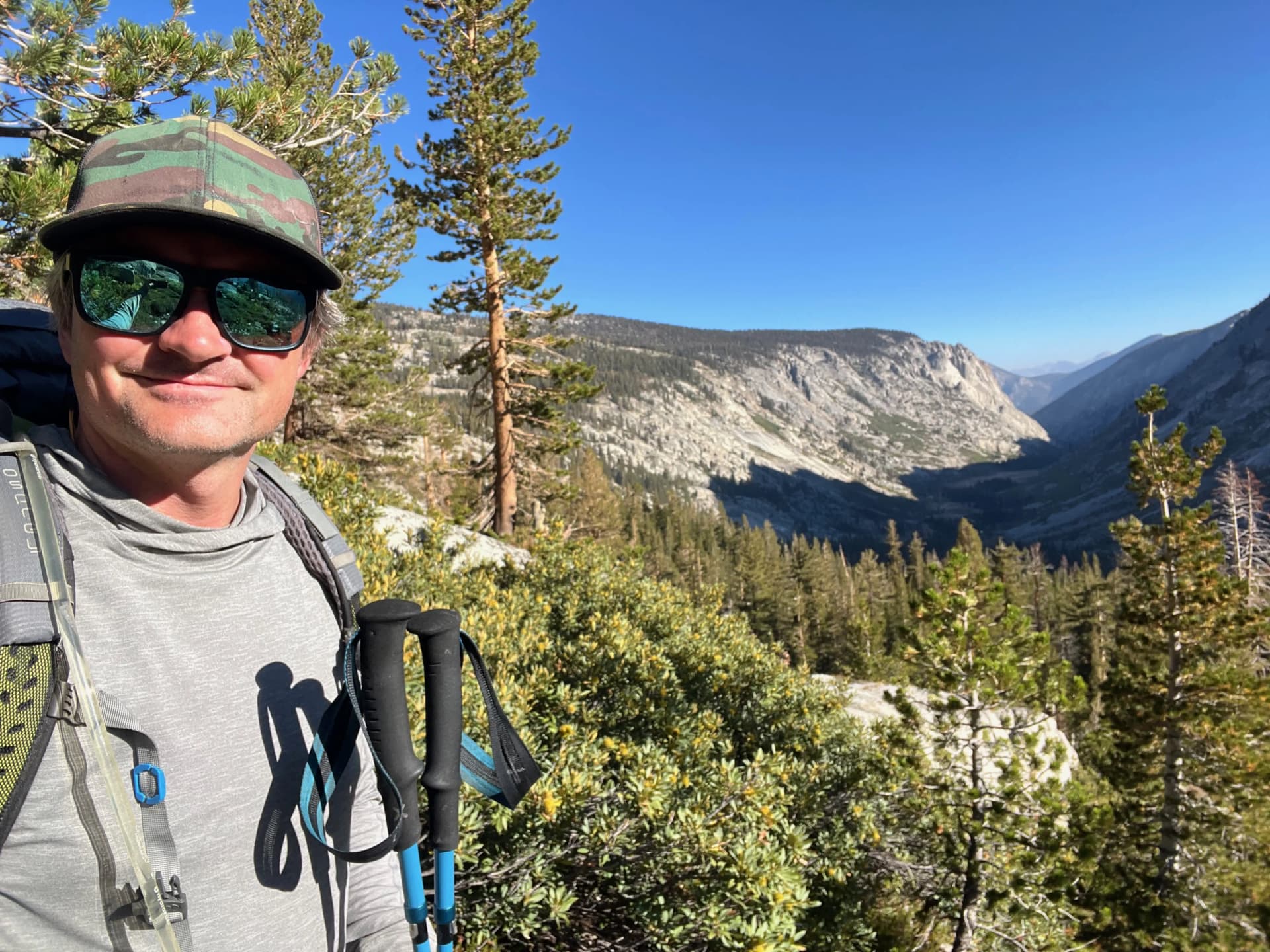Looking towards Deadman Canyon hiking up towards Big Bird Lake 8:30